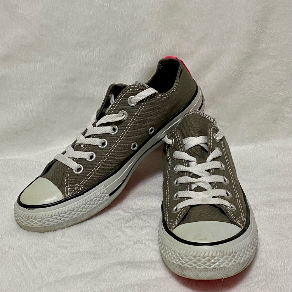 Converse Chuck Taylor All Star Unisex Low Top Charcoal Size Men’s 5 Women’s 7